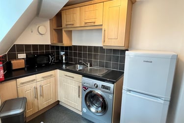 2 bed flat, Westmorland Road, Newcastle Upon Tyne, Newcastle, NE14EG - Image 3